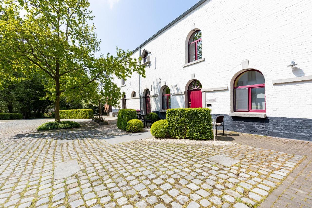 Domein Tombos Gingelom Buitenkant foto